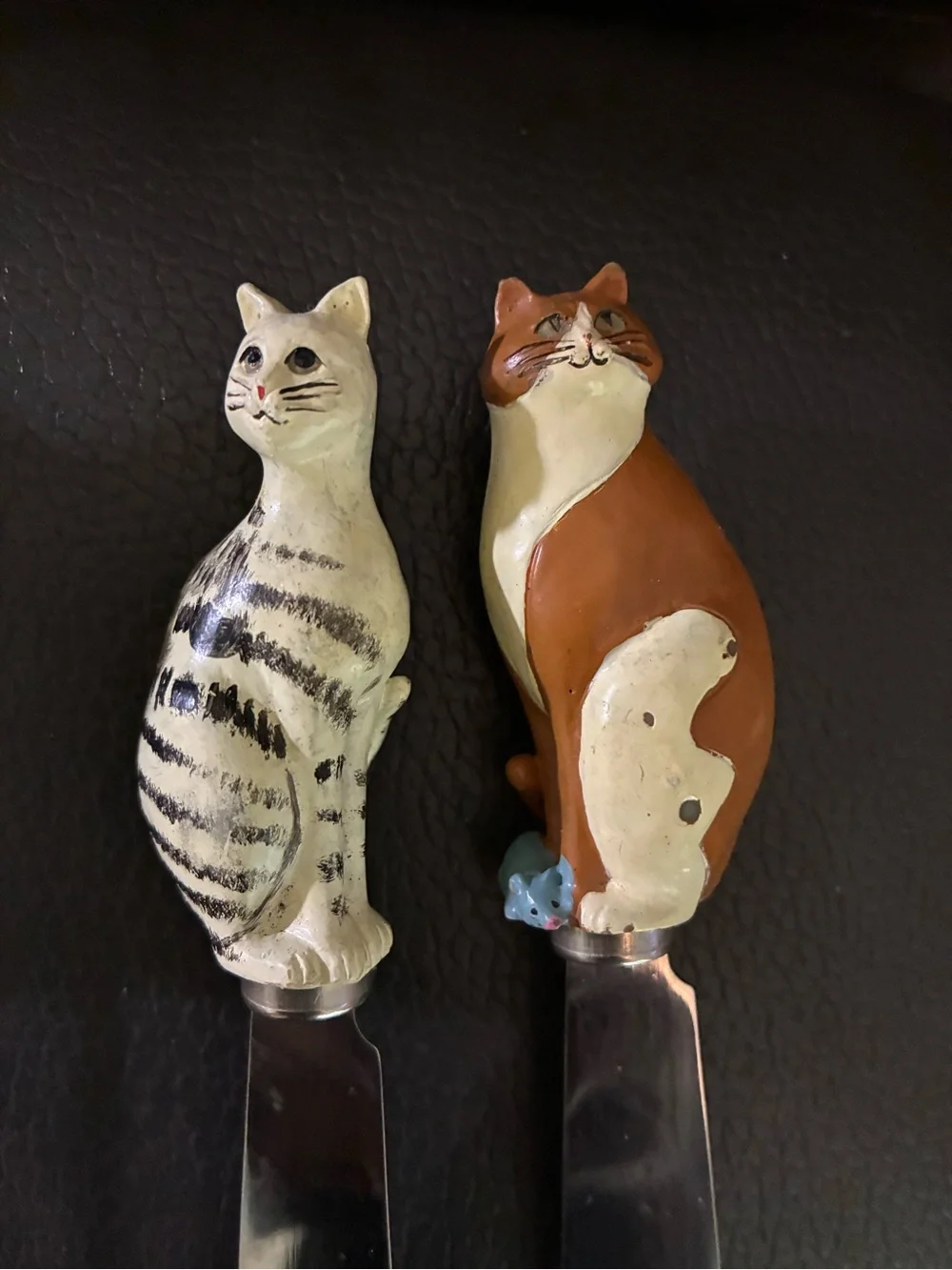 Set of 4 Assorted Boston Warehouse Stainless Steel Cat Designs Cheese Spreaders